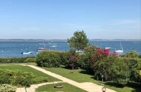 Appartement les pieds dans l eau accès direct plage Pereire, Parking gratuit ,WIFI